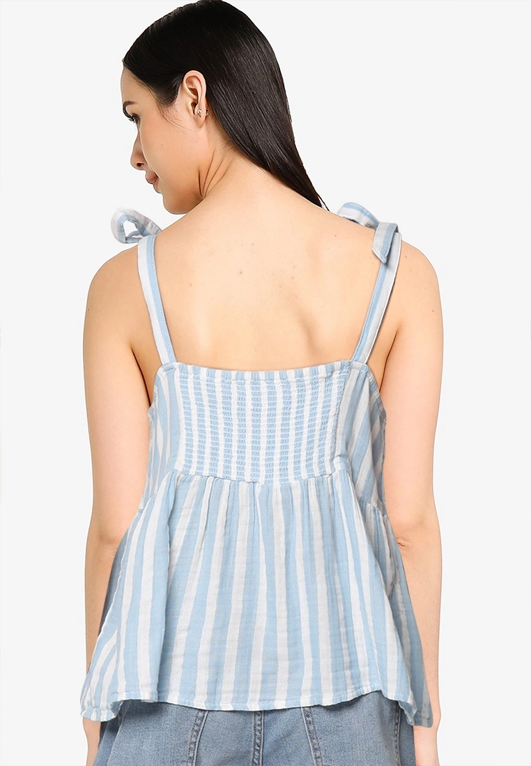 Old Navy Tie Strap Cami Top 4 Old Navy Tie Strap Cami Top - Billede 2