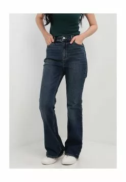 Old Navy Flare Legged Dark Washed Pants