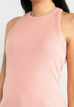 Old Navy UltraLite Racerback Rib-Knit Performance Tank Top 8 Old Navy UltraLite Racerback Rib-Knit Performance Tank Top -Cykler Salgsbutik old navy 0247 9922936 3