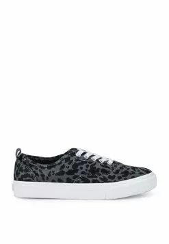 Old Navy Elastic Lace Up Jersey-Knit Sneakers