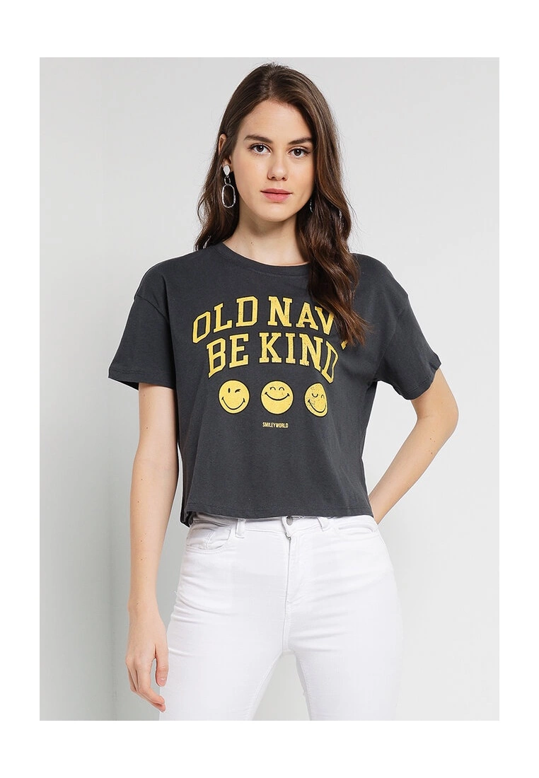 Old Navy Licensed Pop Culture Graphic T-Shirt 3 Old Navy Licensed Pop Culture Graphic T-Shirt