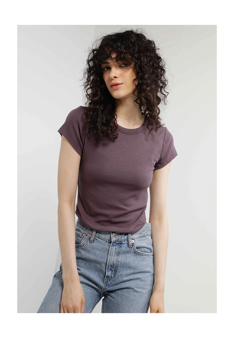 Old Navy UltraLite Cropped Rib-Knit T-Shirt 3 Old Navy UltraLite Cropped Rib-Knit T-Shirt