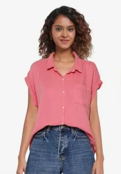 Old Navy Short Sleeve Shirt