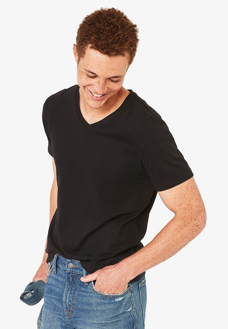 Old Navy Soft-Washed V-Neck Tee 3 Old Navy Soft-Washed V-Neck Tee
