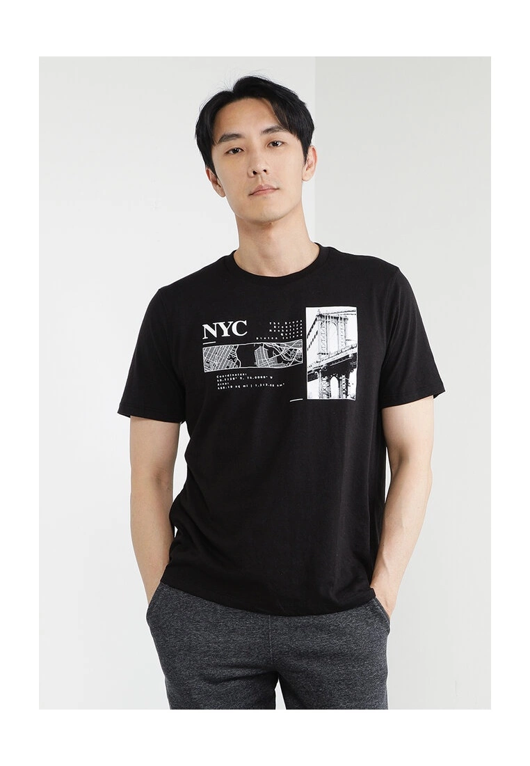 Old Navy Graphic T-Shirt 3 Old Navy Graphic T-Shirt