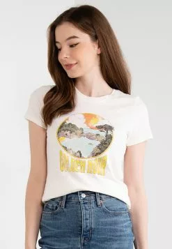 Old Navy EveryWear Slub-Knit Graphic T-Shirt