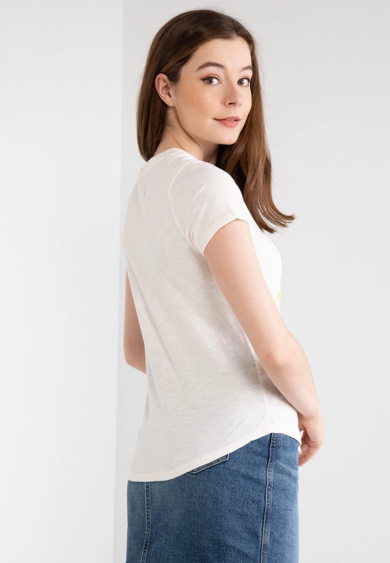 Old Navy EveryWear Slub-Knit Graphic T-Shirt 4 Old Navy EveryWear Slub-Knit Graphic T-Shirt - Billede 2