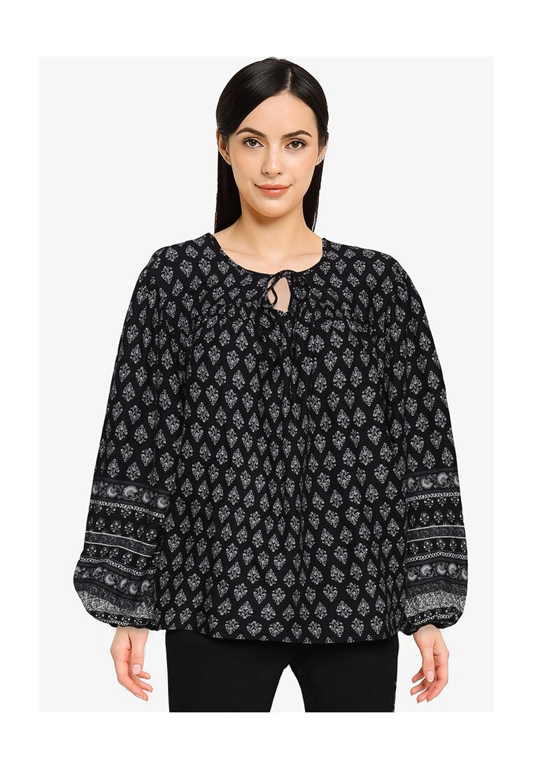 Old Navy Split Neck Border Print Boho Blouse 3 Old Navy Split Neck Border Print Boho Blouse