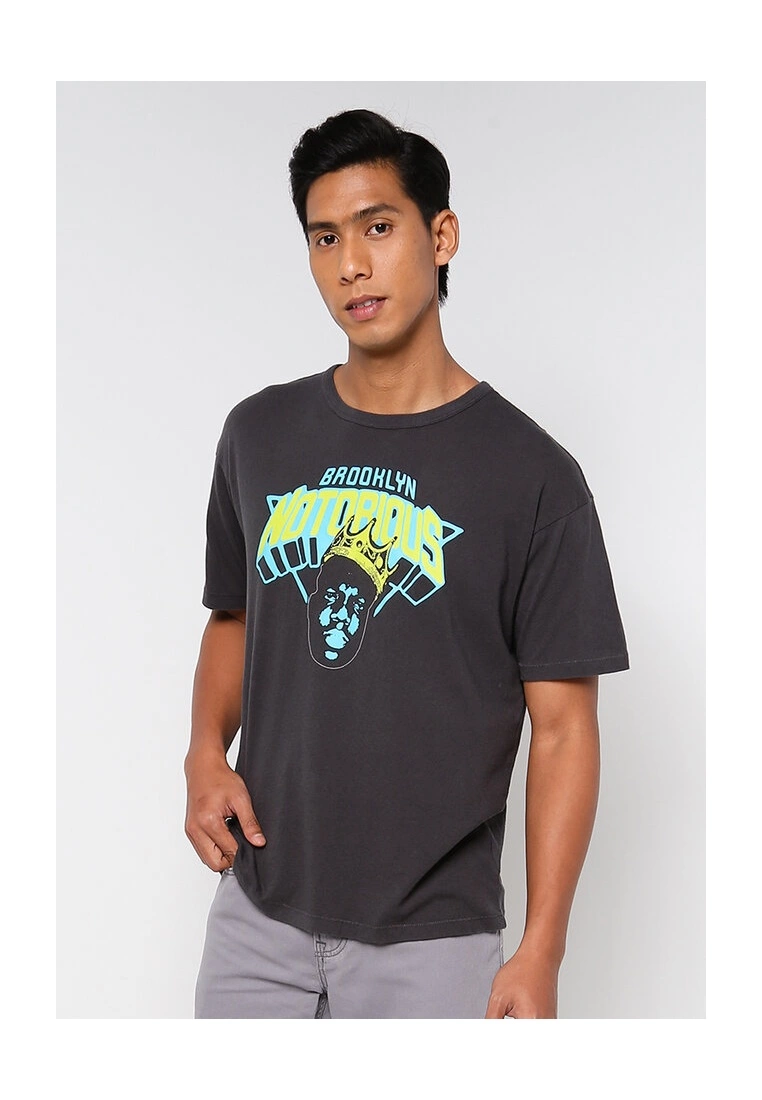 Old Navy Notorious Biggie Relaxed Vintage Tee 3 Old Navy Notorious Biggie Relaxed Vintage Tee