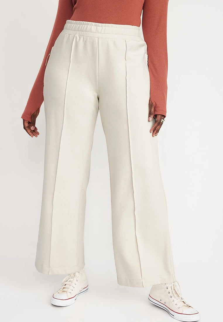 Old Navy High-Waisted Dynamic Fleece Pintucked Wide-Leg Pants 5 Old Navy High-Waisted Dynamic Fleece Pintucked Wide-Leg Pants - Billede 3