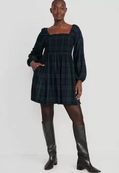 Old Navy Fit & Flare Plaid Smocked Cutout Seersucker Mini Dress -Cykler Salgsbutik old navy 5094 6929736 4