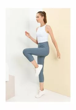 Old Navy Light Support PowerChill Longline Sports Tank Top -Cykler Salgsbutik old navy 5210 8780716 8