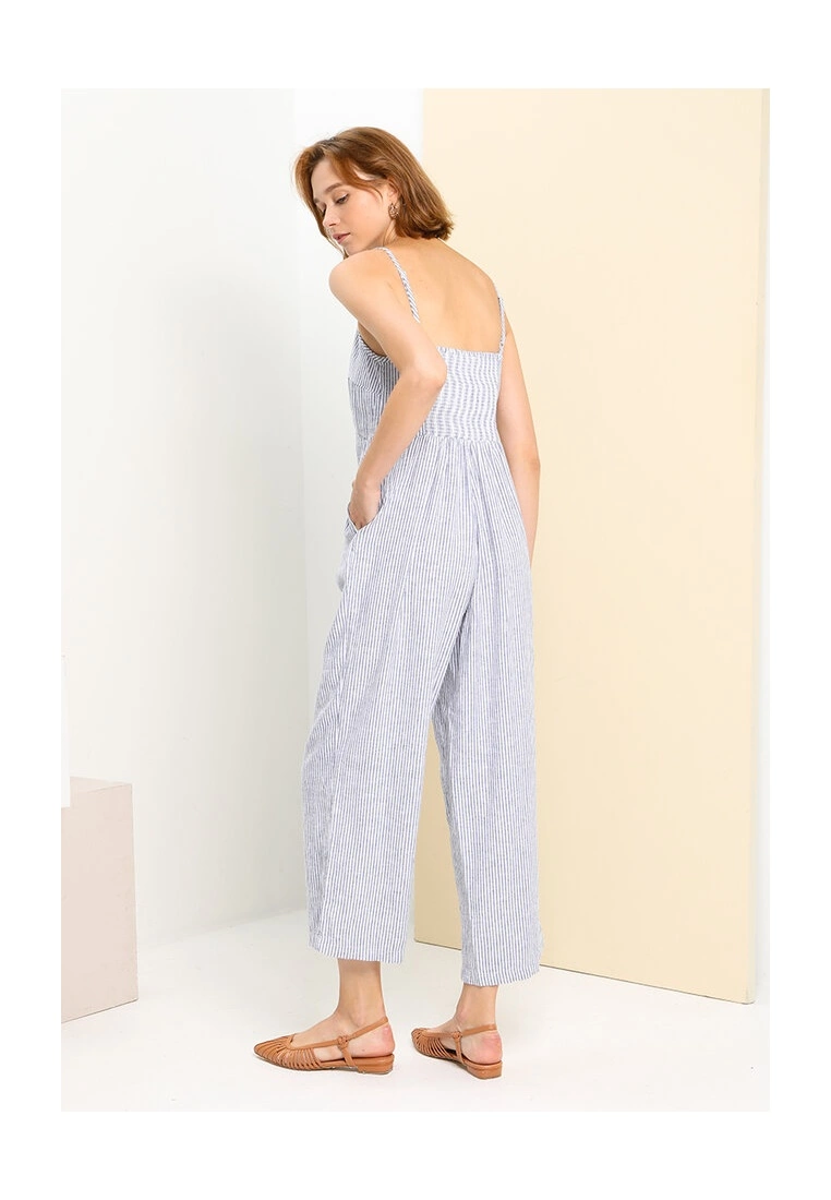 Old Navy Striped Smocked Cropped Knotted Linen-Blend Cami Jumpsuit 8 Old Navy Striped Smocked Cropped Knotted Linen-Blend Cami Jumpsuit - Billede 6