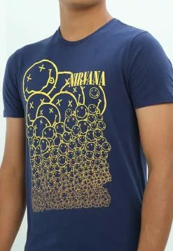 Old Navy Nirvana™ Smiley Face Gender-Neutral Graphic T-Shirt 8 Old Navy Nirvana™ Smiley Face Gender-Neutral Graphic T-Shirt -Cykler Salgsbutik old navy 5979 0248026 3