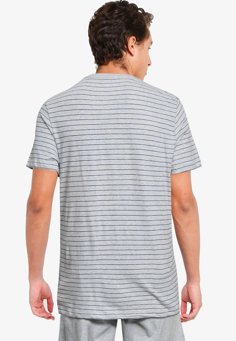 Old Navy Soft-Washed Striped Crew-Neck T-Shirt 4 Old Navy Soft-Washed Striped Crew-Neck T-Shirt - Billede 2