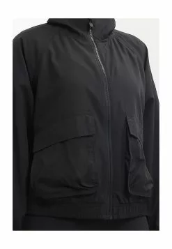 Old Navy Stretch Tech Adventure Jacket -Cykler Salgsbutik old navy 6259 4890716 3
