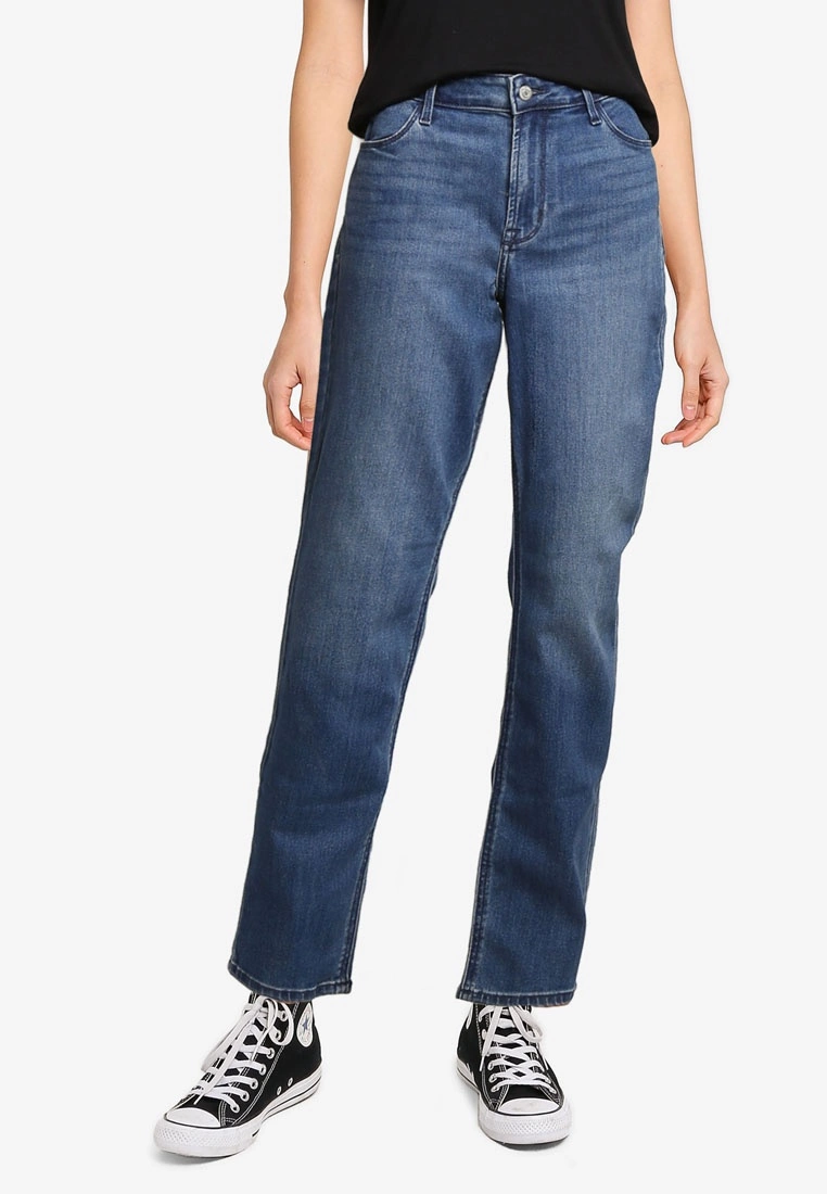 Old Navy High-Waisted Medium-Wash Straight Jeans 3 Old Navy High-Waisted Medium-Wash Straight Jeans