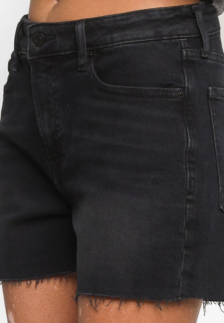 Old Navy Raw Hem Denim Short 5 Old Navy Raw Hem Denim Short - Billede 3