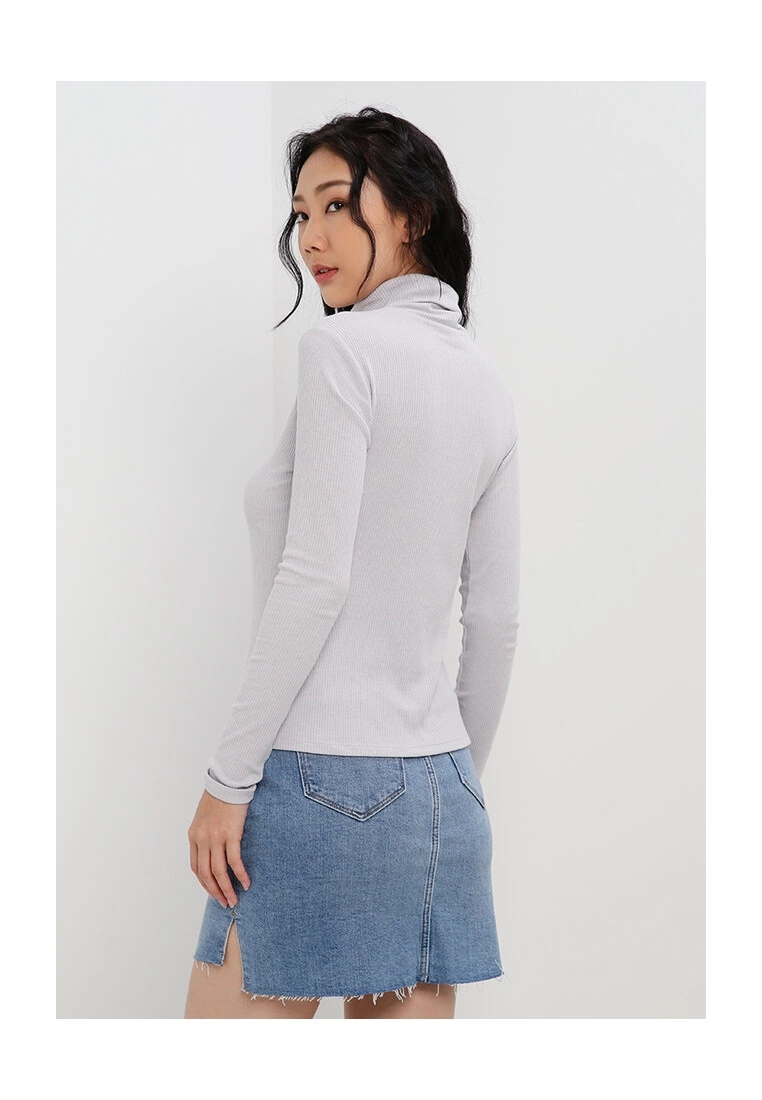 Old Navy Turtleneck Knit Top 4 Old Navy Turtleneck Knit Top - Billede 2