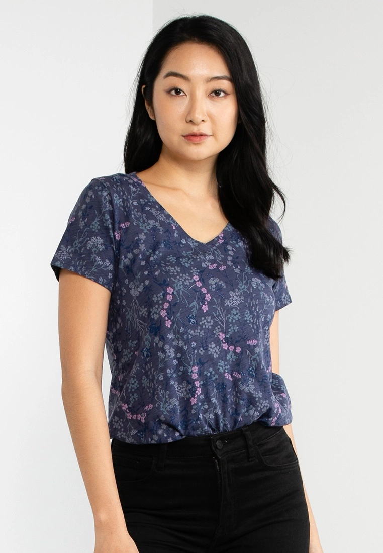 Old Navy EveryWear Floral Slub-Knit T-Shirt 3 Old Navy EveryWear Floral Slub-Knit T-Shirt