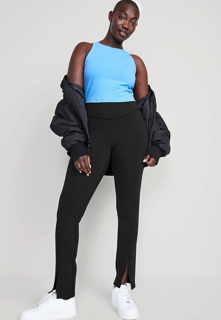 Old Navy Extra High-Waisted PowerChill Cross-Front Split-Hem Leggings 5 Old Navy Extra High-Waisted PowerChill Cross-Front Split-Hem Leggings - Billede 3