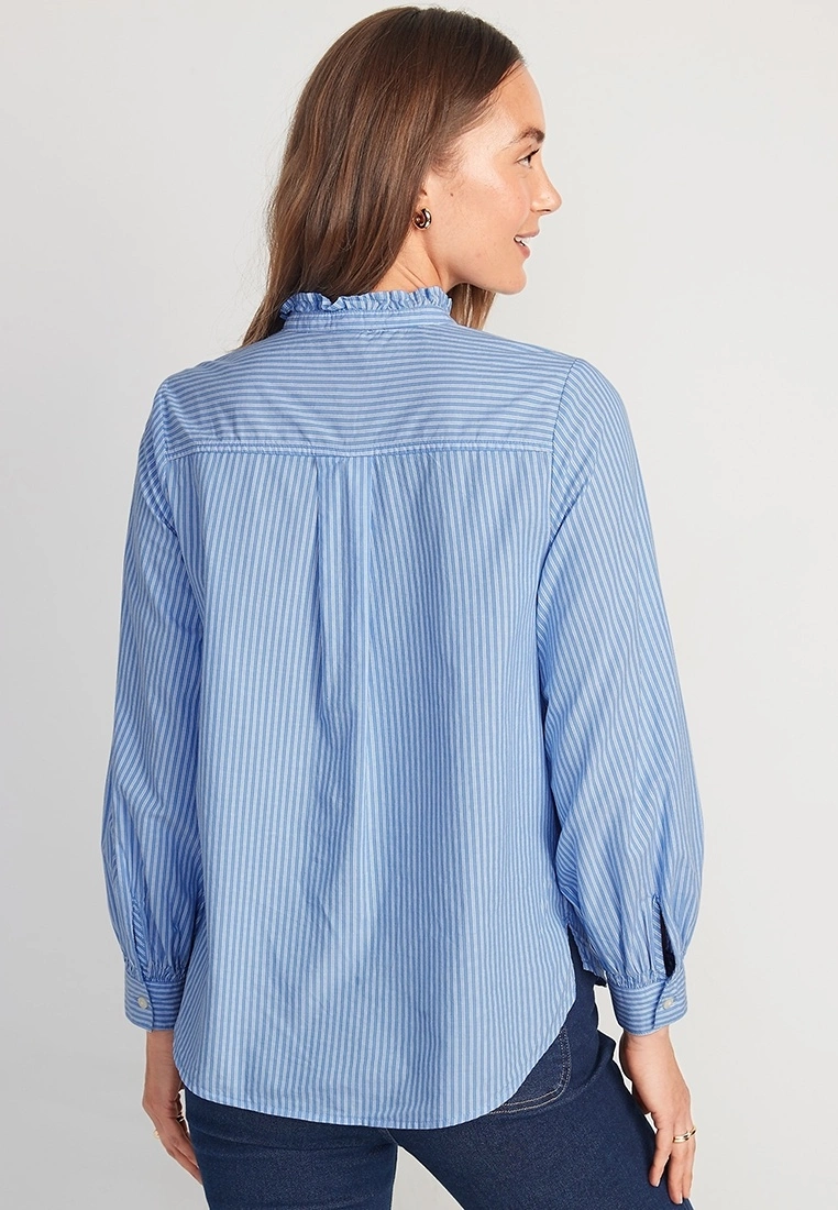 Old Navy Ruffle-Trimmed Striped Collarless Tuxedo Shirt 4 Old Navy Ruffle-Trimmed Striped Collarless Tuxedo Shirt - Billede 2