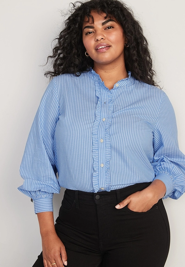 Old Navy Ruffle-Trimmed Striped Collarless Tuxedo Shirt 6 Old Navy Ruffle-Trimmed Striped Collarless Tuxedo Shirt - Billede 4