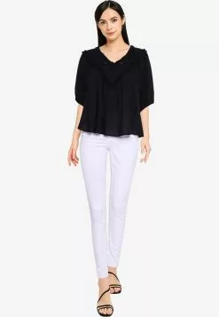 Old Navy Oversized Ruffled Cutwork Short-Sleeves Blouse -Cykler Salgsbutik old navy 8488 8483695 4