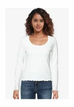 Old Navy Long Sleeve Slim Tee