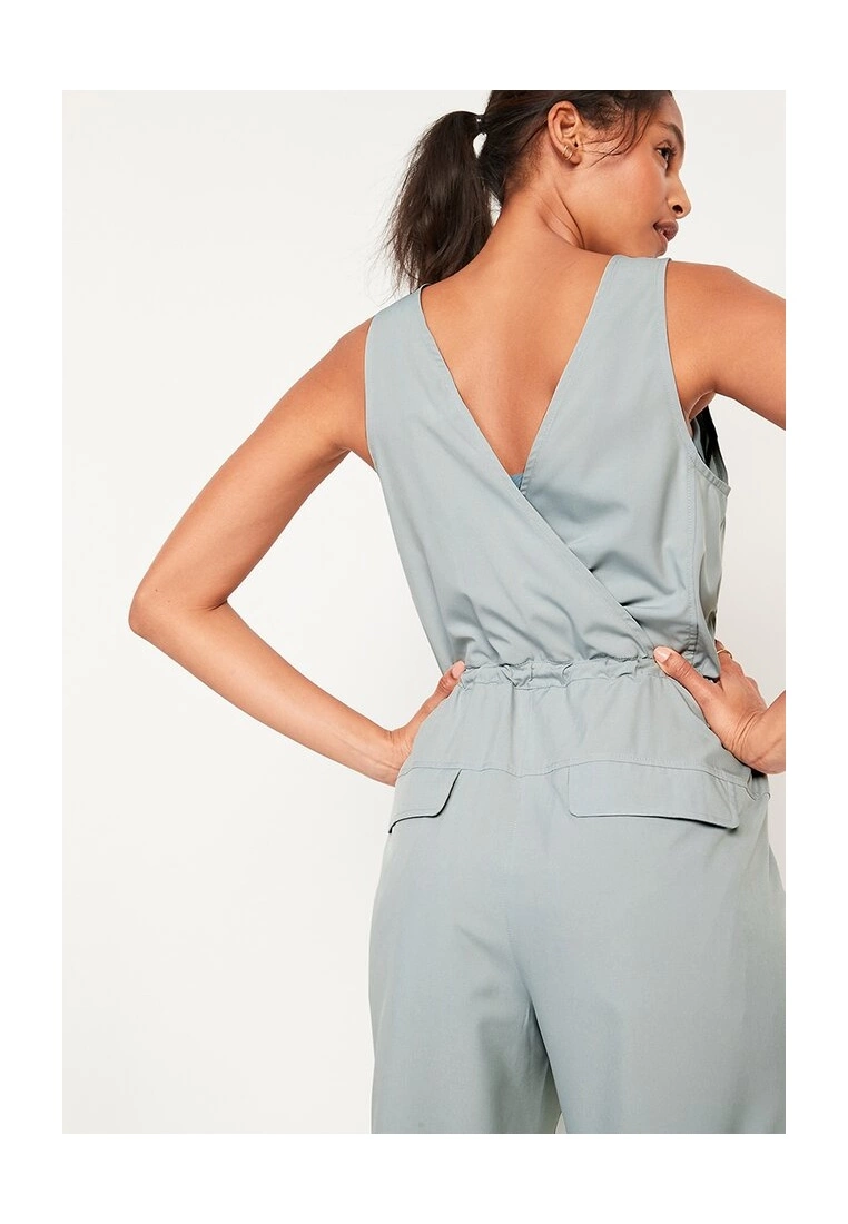 Old Navy Sleeveless Stretch Tech Jumpsuit 5 Old Navy Sleeveless Stretch Tech Jumpsuit - Billede 3