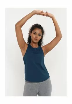 Old Navy Powersoft Shell Tank